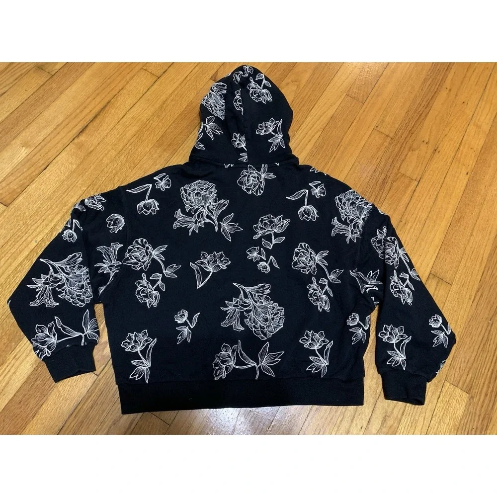 Driftwood Floral Embroidered Ivory Black Oversized Hoodie Size Medium